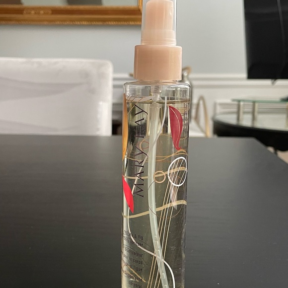 COPY - Mary Kay Red Tea & Fig Body Spritzer!! ❤️❤️ - Picture 5 of 7